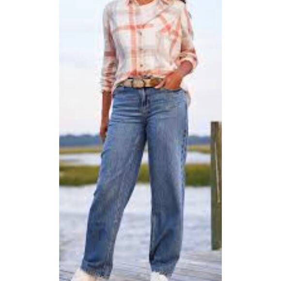 Natural Reflections Denim - Natural Reflections Effortless Cuffed Denim Jeans in a light wash.